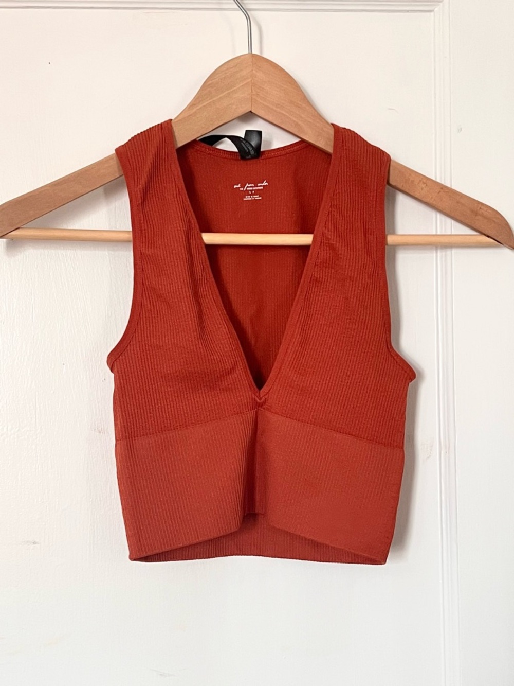 Ribbed Deep V Crop Tank Top - Burnt Orange